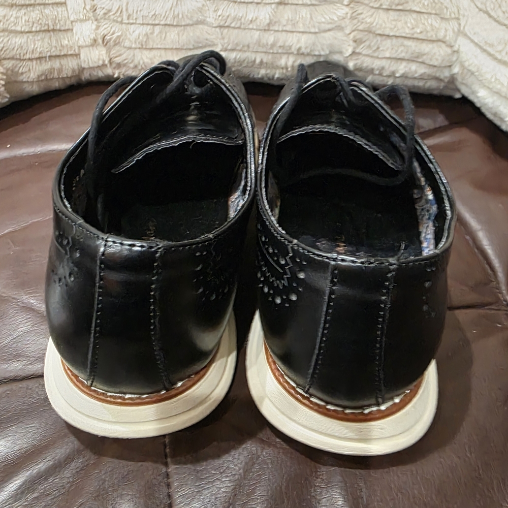 Classic Black Oxford Shoes with White Soles - Picture 3 of 5
